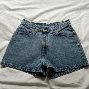 Vintage Levi’s shorts